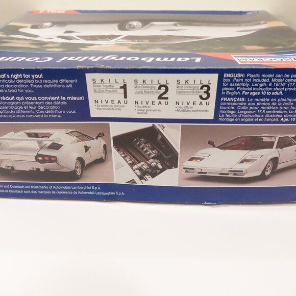 Vintage 1995 MONOGRAM Lamborghini Countach 1:24 Scale Model Kit 2769 - Picture 5 of 11